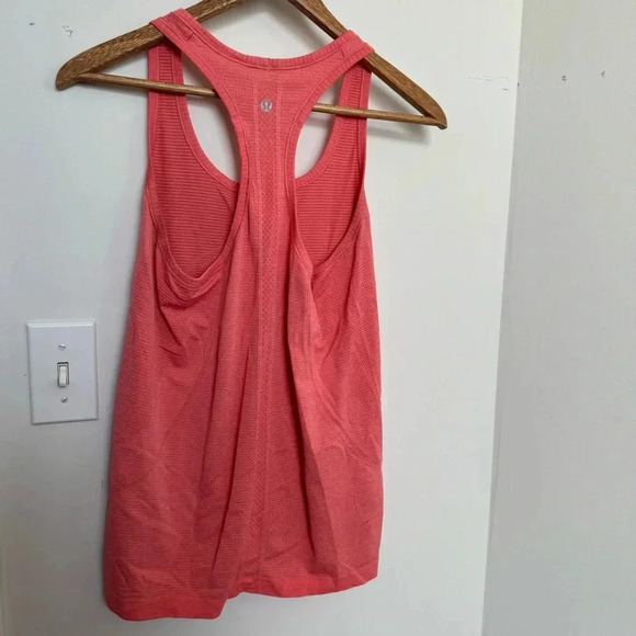 Lululemon Swiftly Tech Racerback 8 - Picture 6 of 6